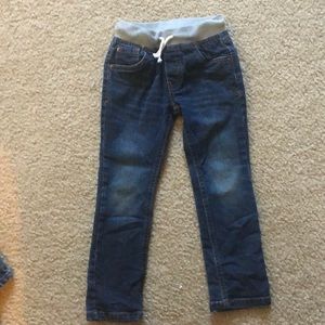 Kids size 4t cat and jack skinny jeans (boys)